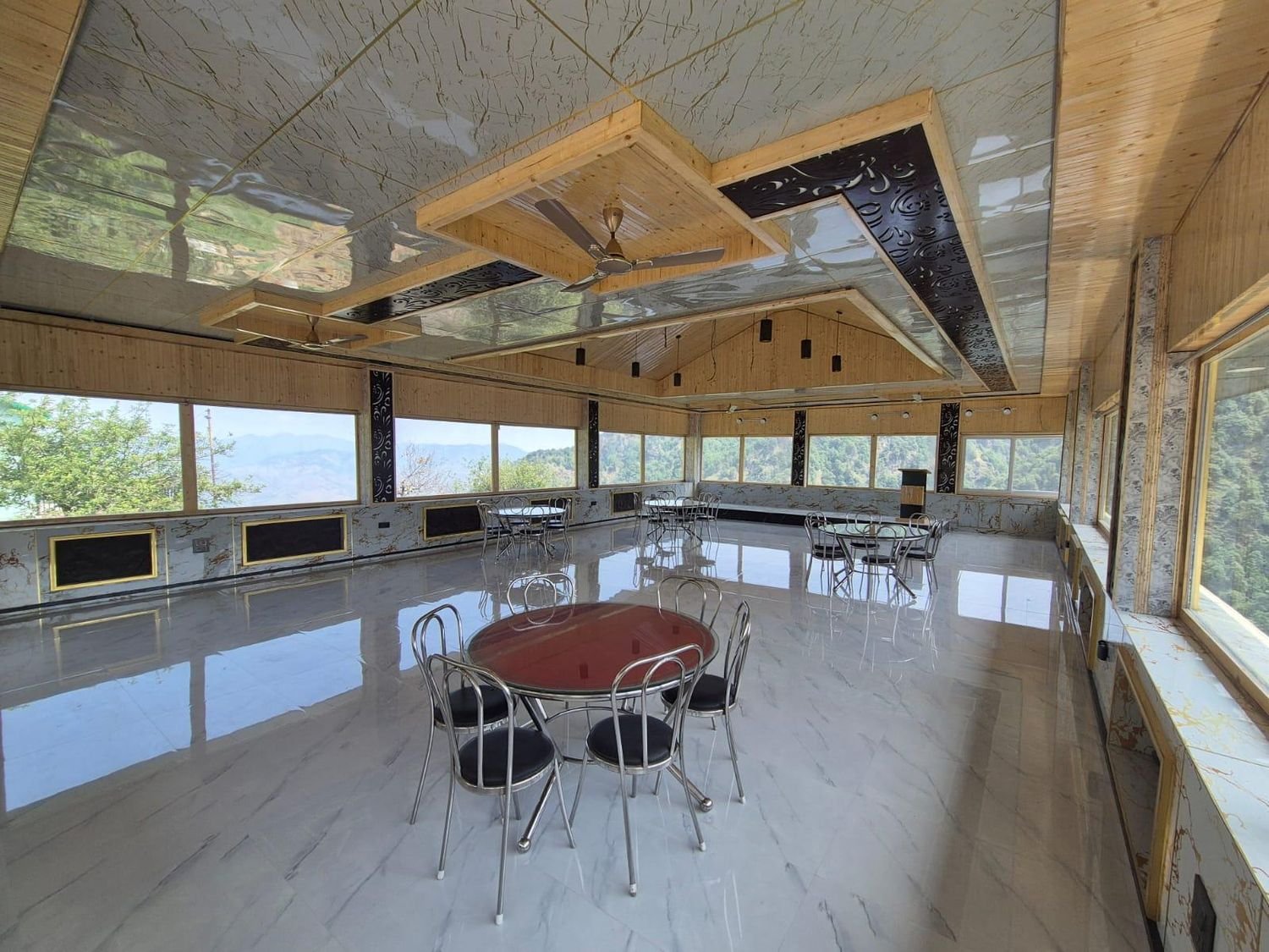 Party Hall with round tables
