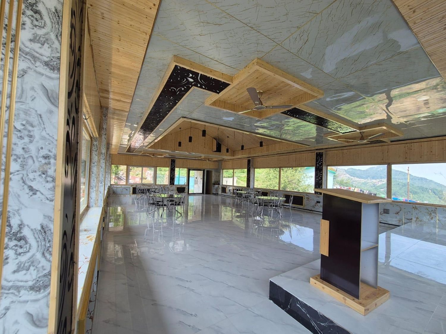 Party Hall photo 4